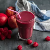 Energizující smoothie s práškem z červené řepy