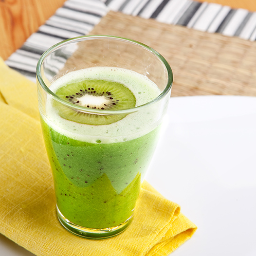 Tropické chlorellové smoothie